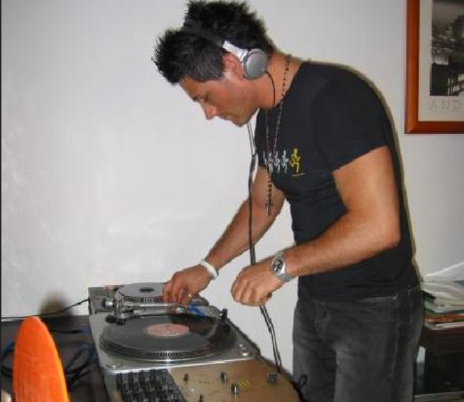 Appelez un DJ pour votre anniversaire 